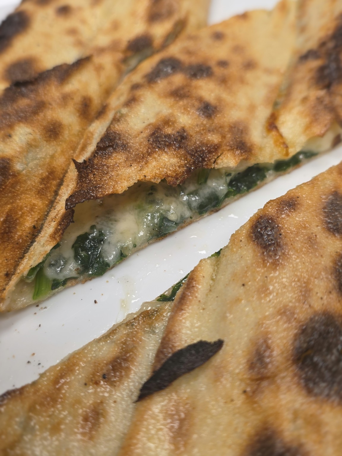 Ispanaklı pide yakın çekim